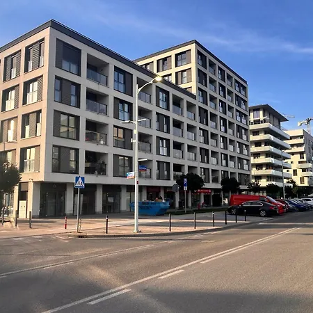 Sen Krasnala By Fuzjaaparts Daire Wroclaw