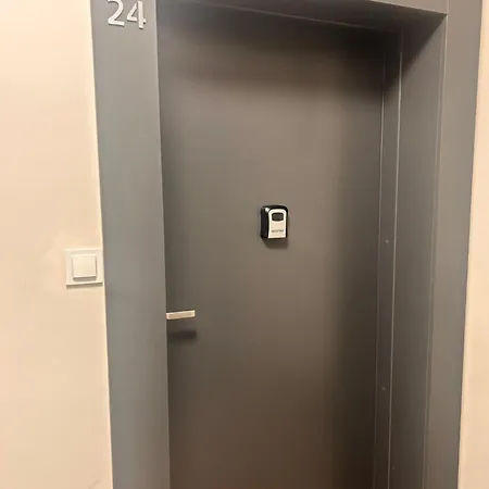 Daire Sen Krasnala By Fuzjaaparts Wroclaw