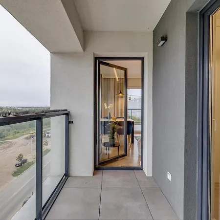 Sen Krasnala By Fuzjaaparts Daire